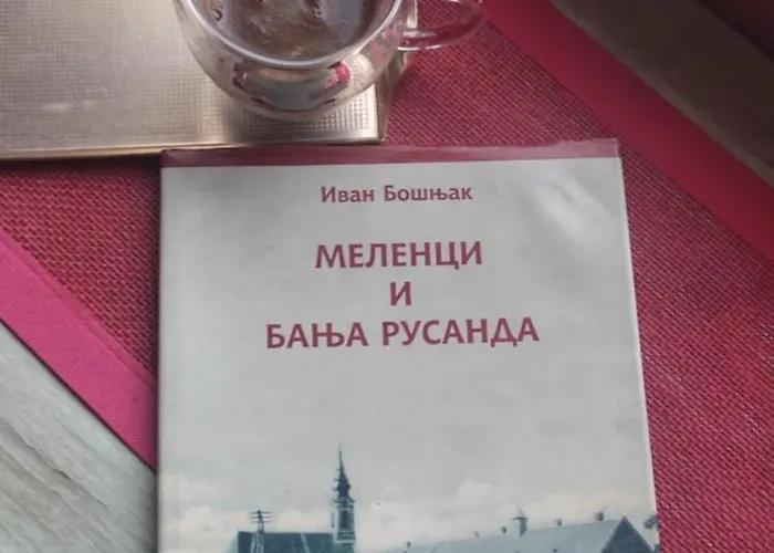 Mali Vrt 아파트 *